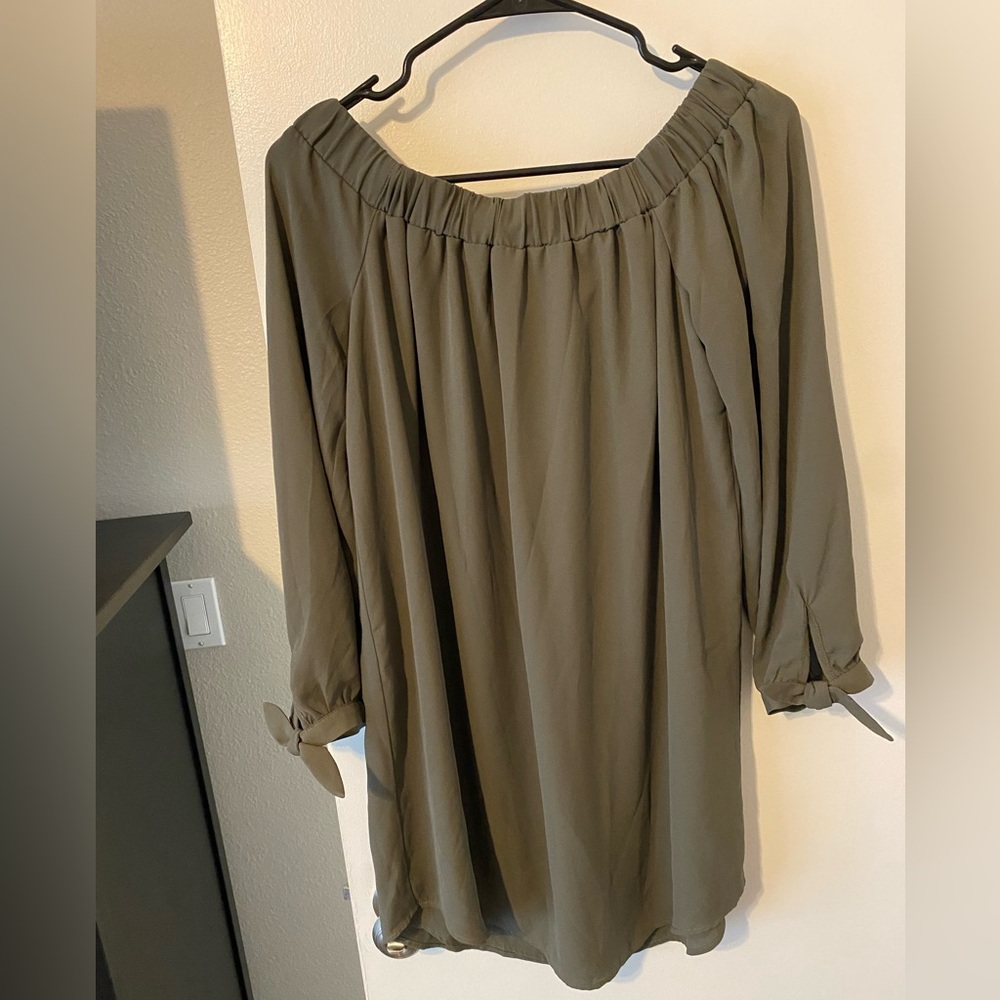 Express army green off-the-shoulder 3/4 sleeve shirt dress